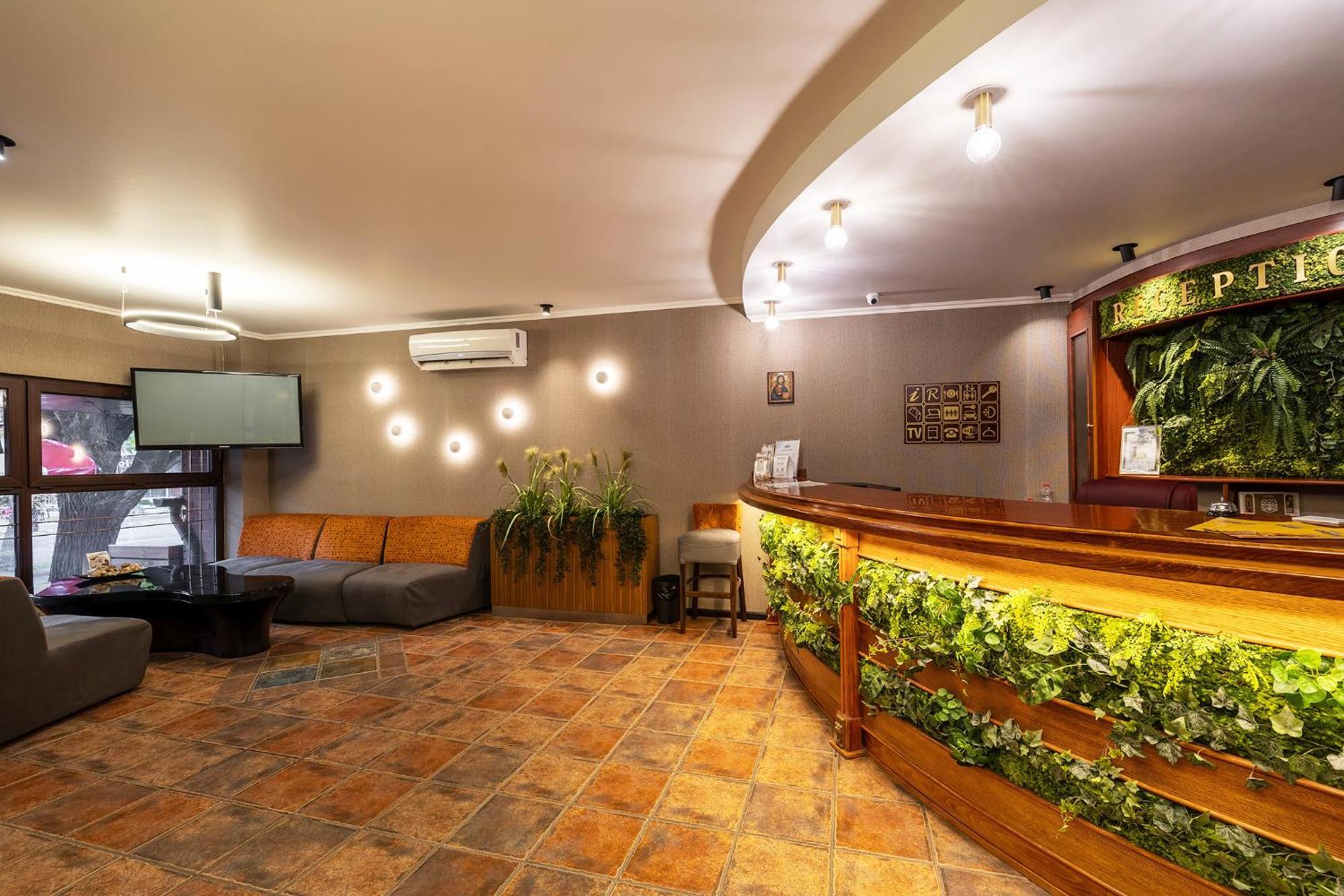 Hotel Orbita Варна Экстерьер фото